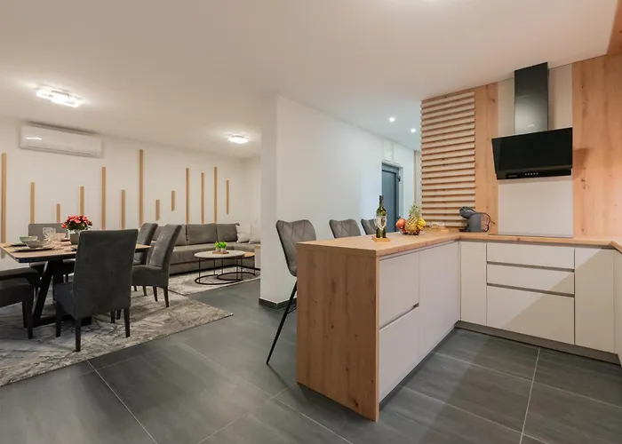 Apartment Apartman Nice Zadar