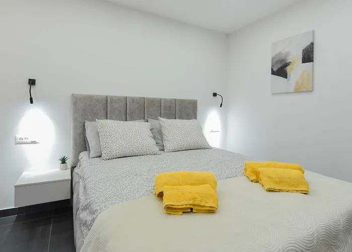 Apartman Nice Apartment *