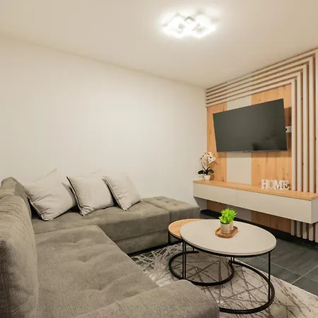 Apartman Nice *